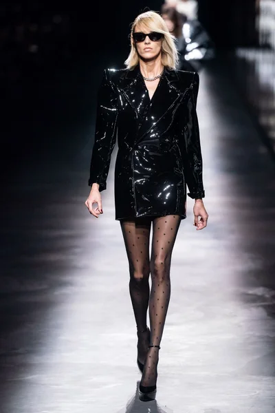Look 5